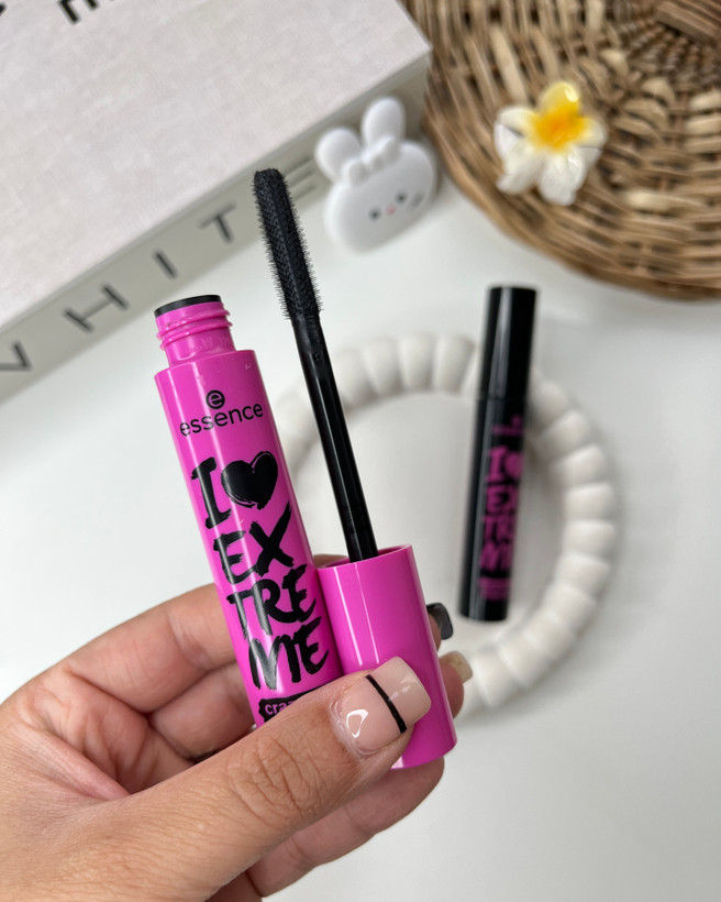 خرید ریمل اسنس اصل مشکی و صورتی ارزان قیمت و ارسال فوری