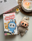 خرید ارزان عکس جاسوییچی عروسک لبوبو سر چرخان روی میز