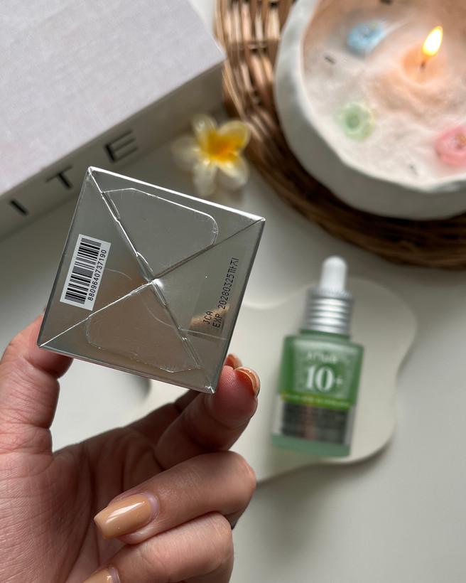 سرم کاهش دهنده التهاب پوستی توسط سرم آزلائیک اسید آنوا اصل کره ای