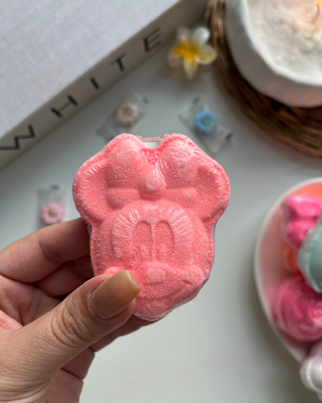 کوکتل رنگی مخصوص پدیکور حرفهای جهت رفع خشکی، بوی بد و خستگی پاها