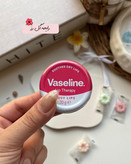 .بهترین بالم لب وازلین اصل برای لبهای خشک بدون رایحه