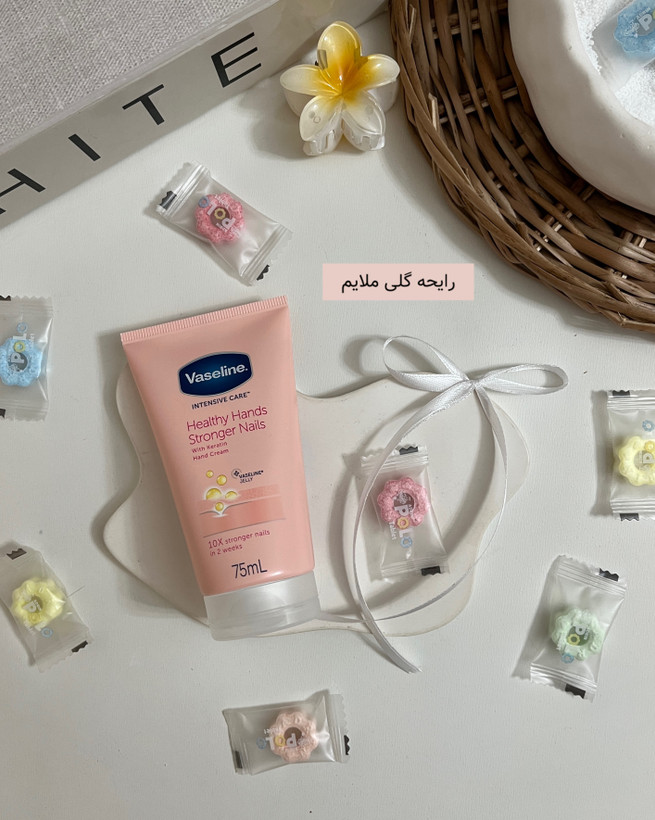 کرم وازلین جیبی مخصوص دست و ناخن مناسب استفاده سریع و حمل آسان
