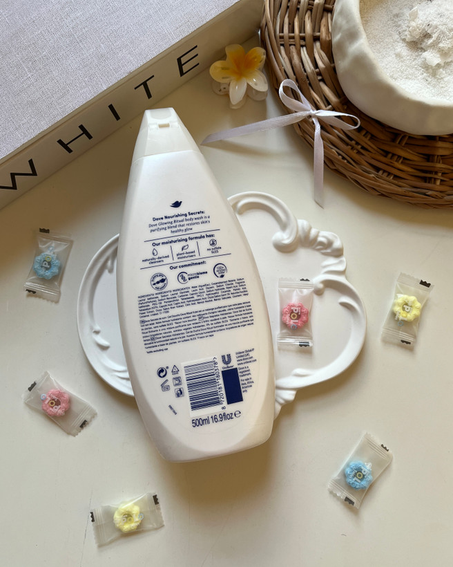 خرید ارزان قیمت شامپو بدن ابرسان پوست داو Dove اورجینال و اصل انگلیس