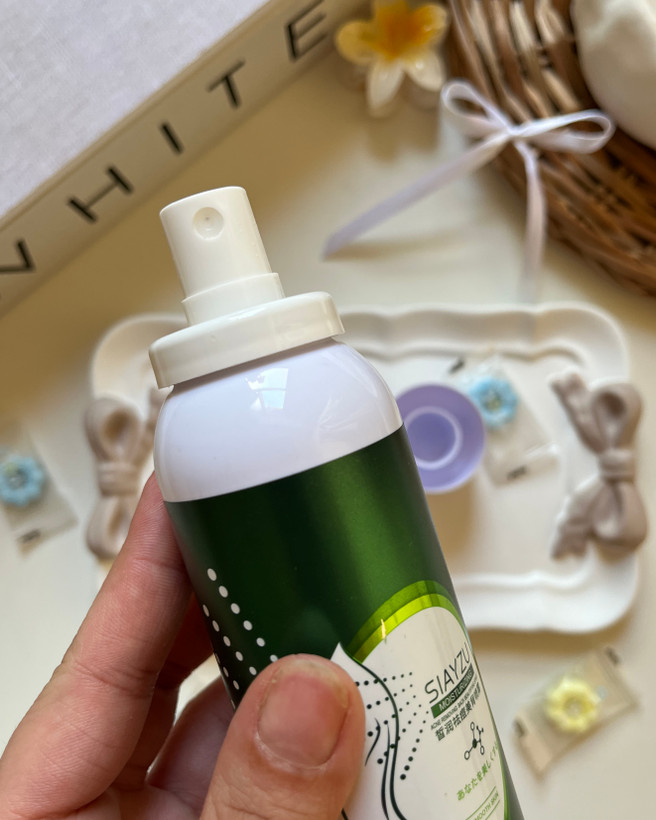 اسپری مراقبت پشت بدن SIAYZU با عصاره سنتلا آسیاتیکا و بابونه ضد التهاب