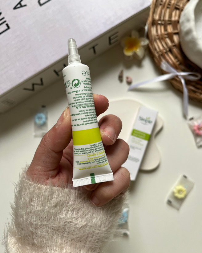 خرید ارزان قیمت و اقتصادی کرم سرم دور چشم سیمپل ابرسان پوست