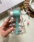 برس سیلیکونی و ابریشمی مدل چکشی مناسب شستشوی روزانه صورت