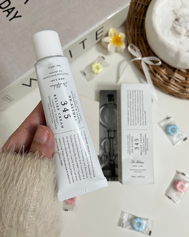 خرید کرم رلیف کرم دکتر التیا برای پوست حساس و آسیبدیده