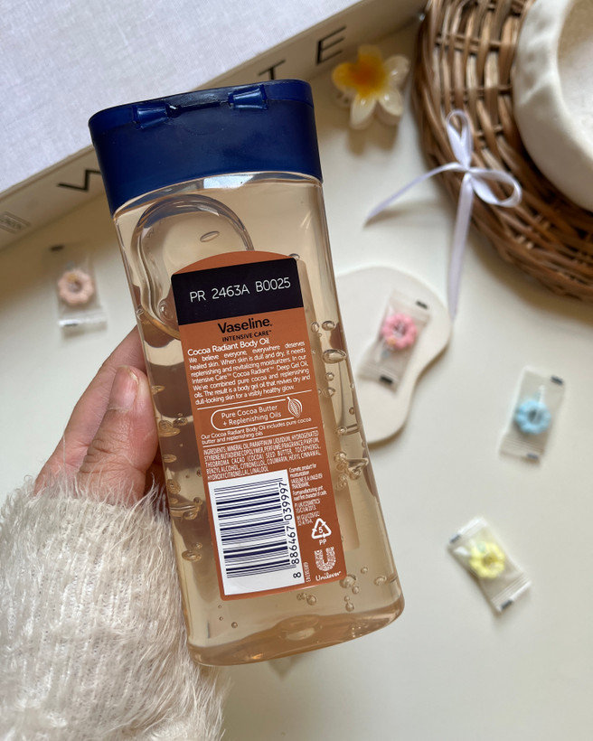 روغن بدن وازلین vaseline آبرسان و مرطوبکننده عمیق پوست با ماندگاری بالا