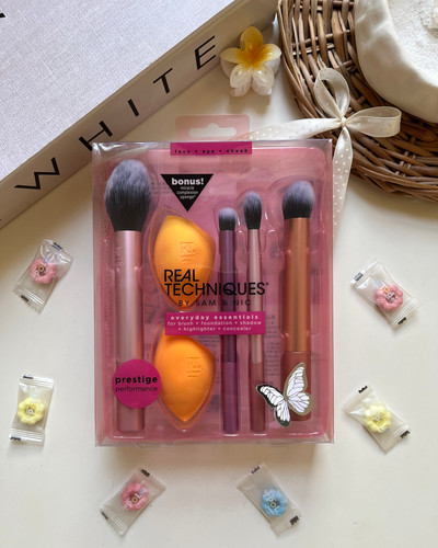 پک براش ریل تکنیکس اورجینال همراه با دو عدد اسفنج