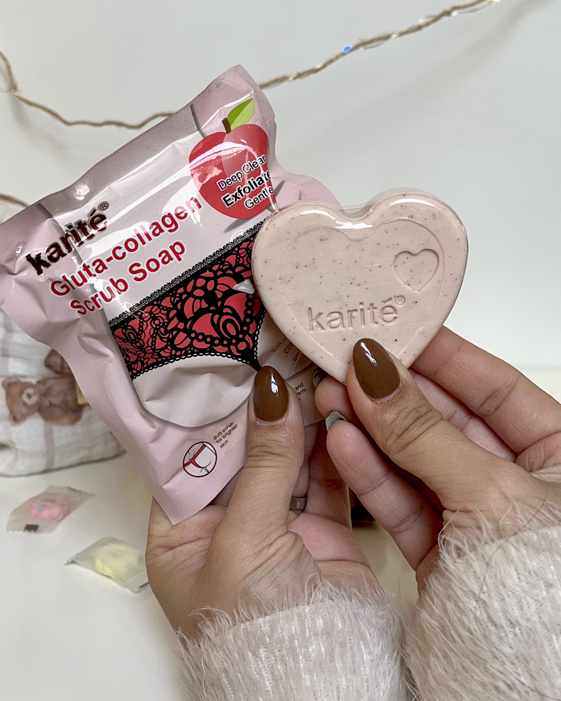 صابون اسکراب لایه بردار و ضدجوش کاریته مناسب پوست باسن و بدن