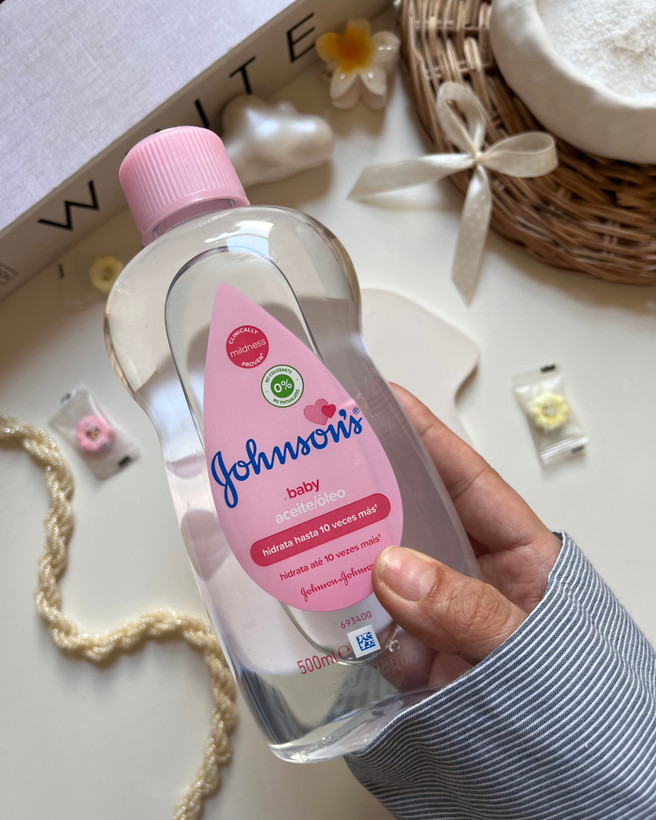 خرید محصول روغن بچه جانسون مراقبت پوست خشک و دهیدراته