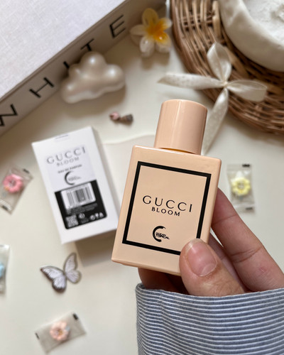 تصویری از ادکلن Gucci Bloom: امضای خاص شما.