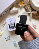 تصویر عطر مردانه لالیک انکر نویر با رایحه تلخ و چوبی