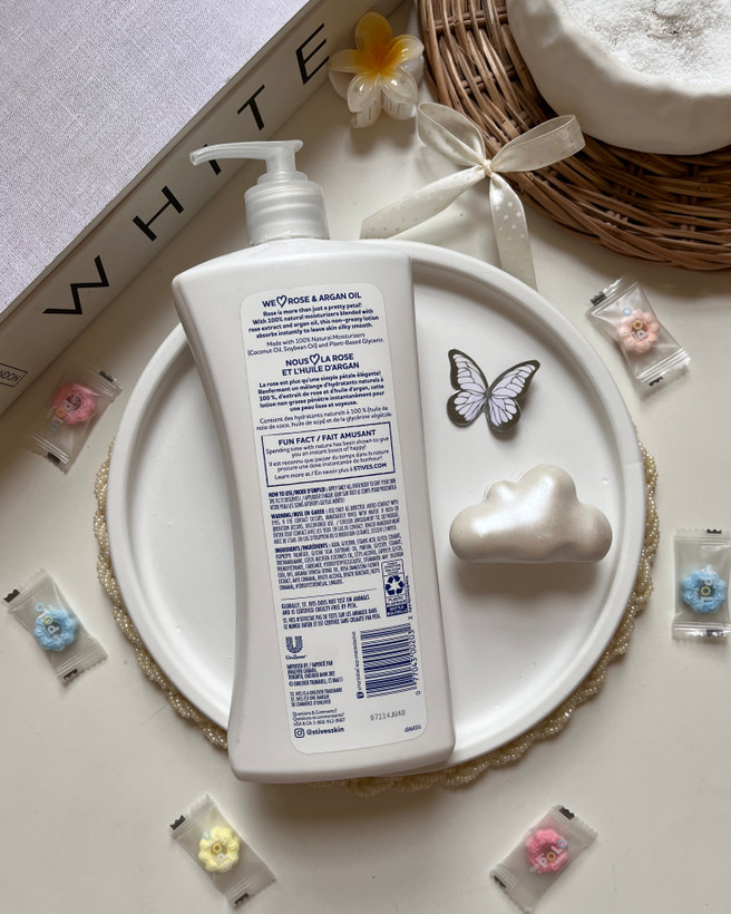 استیوز لوسیون بدن ۳۰۰ میل با بافت سبک و جذب سریع