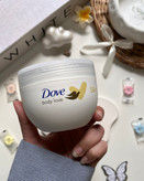 کرم دست و بدن کاسه ای داو اصل Dove مدل Silky ایجاد پوستی نرم و ابریشمی مناسب انواع پوست حجم ۳۰۰ میل