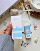 مدل Sunscreen Stick حجم 20 گرم ضد آب و آبرسان SPF50 ضد آب با بافت بی رنگ و سبک