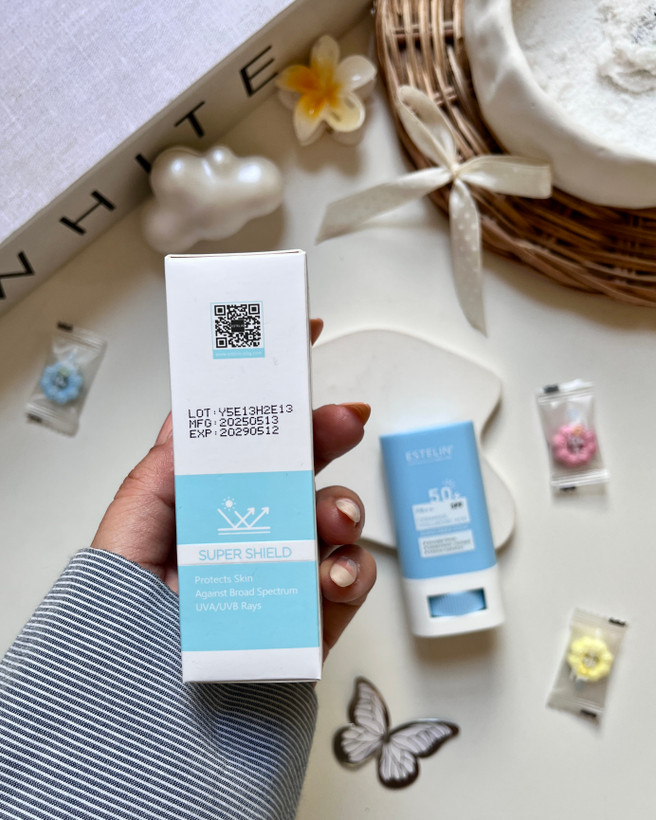 قیمت ضد آفتاب استیکی استلین اصل با SPF50 مناسب پوست چرب، خشک و مختلط