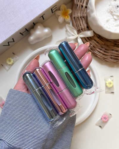 اتومایز عطر و ادکلن فلزی قابل شارژ مناسب حمل در کیف و سفر با طراحی سبک و مقاوم