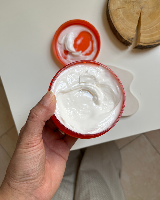 ماسک مو آبرسان و ترمیم کننده اصل کانتو شی باتر مدل Deep Treatment Masque حجم 340 گرم مناسب موهای فر، مجعد و موجدار با روغنهای گیاهی برای تقویت، تغذیه و بازسازی موهای خشک و آسیبدیده